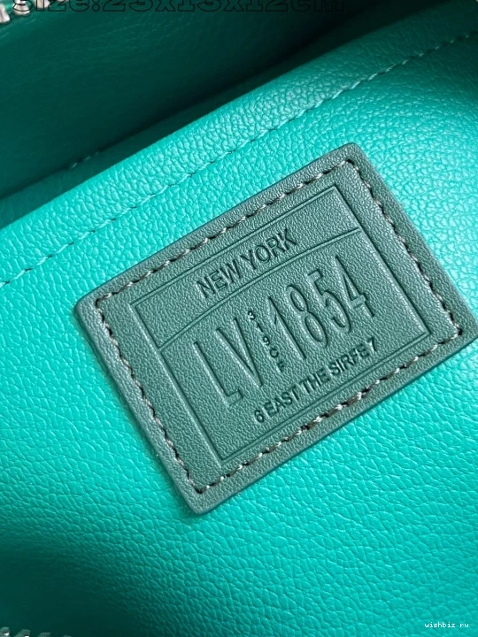 WIS bag-23*13*12CM DOPP VUITTON LOCKER KIT LOUIS 0713